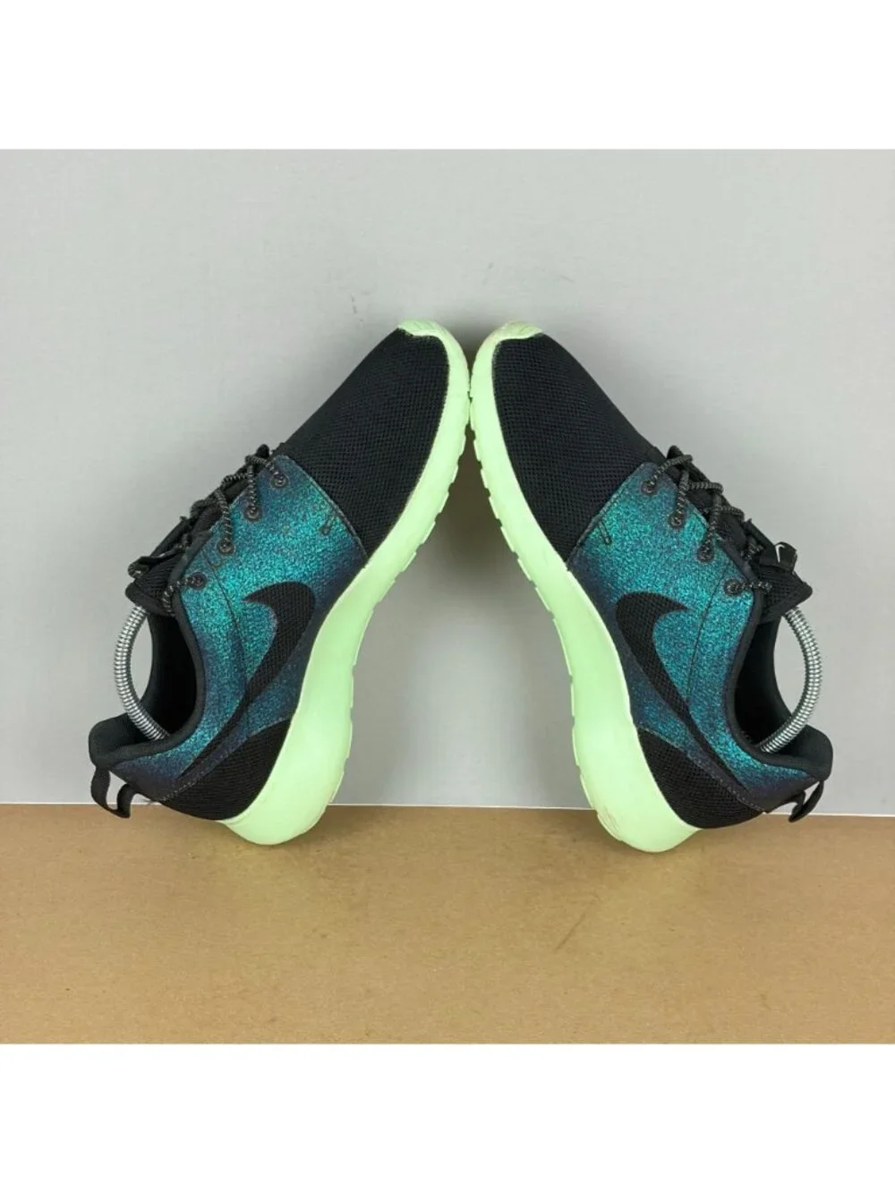 Nike Roshe Run Teal Vapor Iridescent Athletic Shoes Womens 7 Blue Black Green
